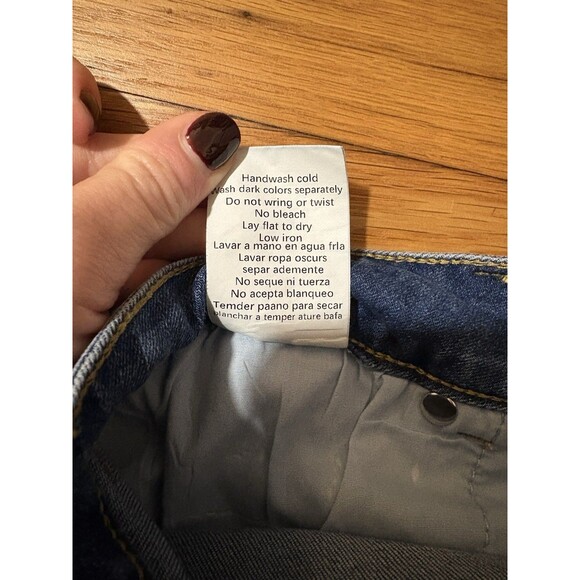 Judy Blue Size 2XL Denim Shorts Light Wash - Picture 6 of 6